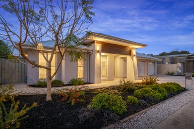 /international/au/52-woolshed-drive-thurgoona-nsw-152636880/