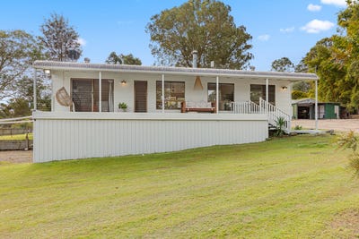 /international/au/57-heather-joy-crescent-curra-qld-148679756/?lang=en