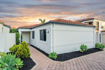 /international/au/2-41-shaw-road-dianella-wa-152378608/