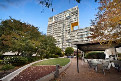 /international/au/130-98-corinna-street-phillip-act-151057144/