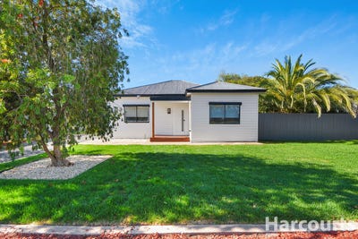 /international/au/14-valentine-avenue-horsham-vic-151543428/