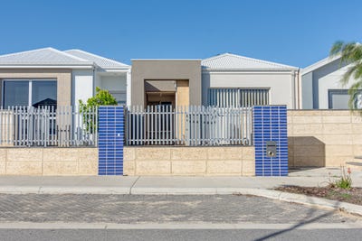 /international/au/61-alabaster-approach-jindalee-wa-151304472/