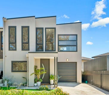 /international/au/9a-taunton-parade-christies-beach-sa-152708048/