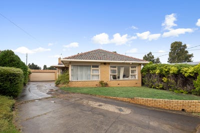 /international/au/7-carlyon-court-springvale-vic-151162644/