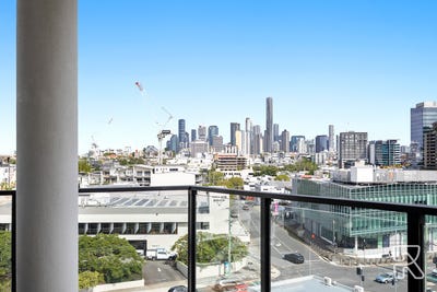 /international/au/808-8-masters-street-newstead-qld-151396976/