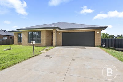 /international/au/14-powlett-street-carisbrook-vic-150747708/