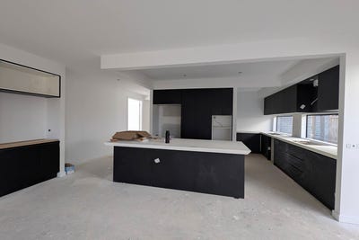 /international/au/23-palette-street-mambourin-vic-148211248/?lang=en