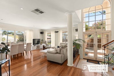 /international/au/1-33-filburn-street-scarborough-wa-152648776/