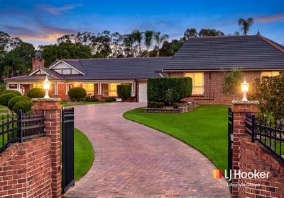 /international/au/28-culverston-avenue-denham-court-nsw-150967916/