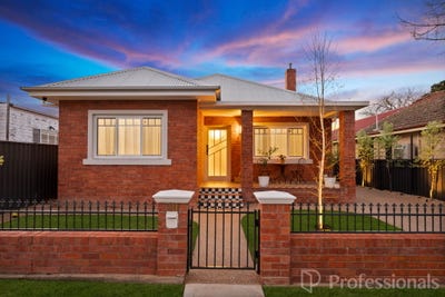 /international/au/211-rankin-street-bathurst-nsw-152376956/