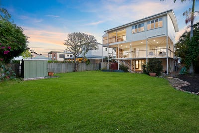 /international/au/120-melville-terrace-manly-qld-151421576/