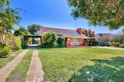 /international/au/12-bradshaw-crescent-manning-wa-151288920/