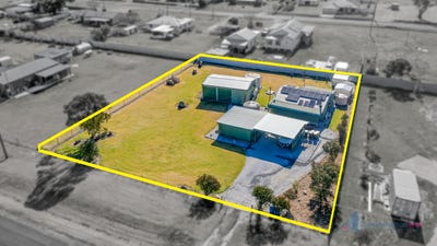 /international/au/6-8-barrawell-street-wallangarra-qld-148523464/?lang=en