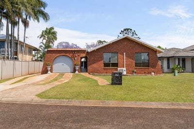 /international/au/6-sharpie-street-manly-west-qld-152586088/