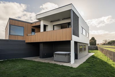 /international/au/4-parker-street-devonport-tas-150724984/