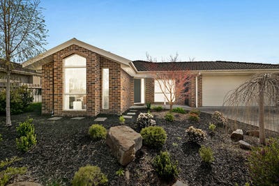 /international/au/39-longwood-drive-mornington-vic-152342564/