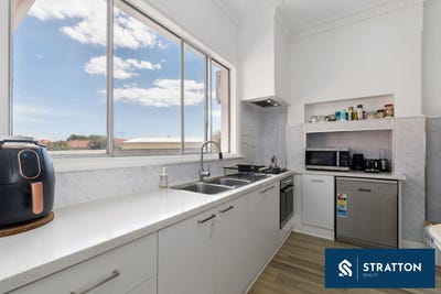 /international/au/57-jones-street-stirling-wa-151881736/