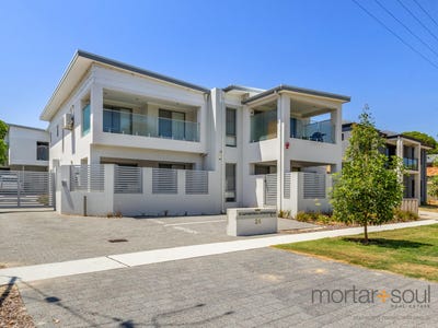 /international/au/unit-5-24-farris-street-innaloo-wa-151303936/