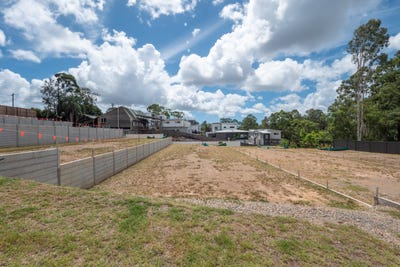 /international/au/lot-4-84-92-queens-road-everton-park-qld-204464640/