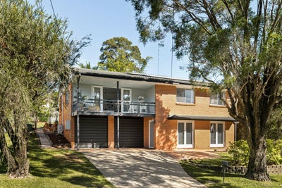 /international/au/8-belford-street-kenmore-qld-151373816/