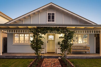 /international/au/2-shipstern-street-kingscliff-nsw-148600708/?lang=en