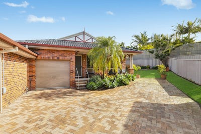 /international/au/3-22-windward-close-corlette-nsw-151182876/