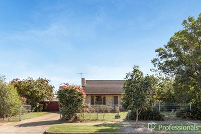 /international/au/12-clapton-street-elizabeth-vale-sa-151018808/