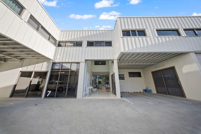/international/au/6-46-junction-road-burleigh-heads-qld-504930932/?lang=fr