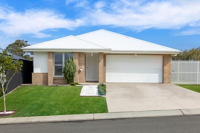 /international/au/4-catalina-place-badagarang-nsw-152448136/
