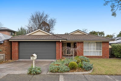 /international/au/130-telford-drive-berwick-vic-148422500/