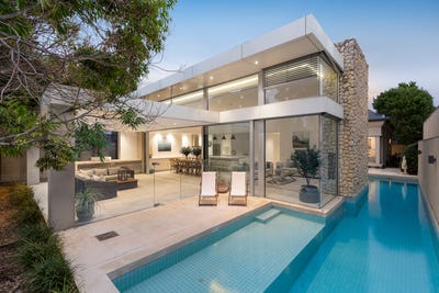 /international/au/3-young-street-brighton-vic-151140808/