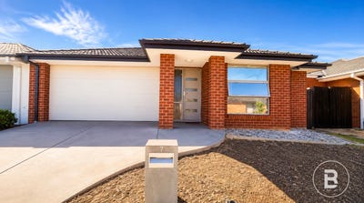 /international/au/7-grace-street-maryborough-vic-151179872/