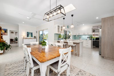 /international/au/23-epworth-street-oxley-qld-148227480/