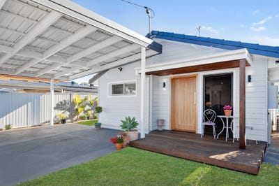 /international/au/148-paradise-parade-paradise-point-qld-148478236/?lang=id
