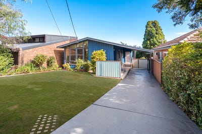 /international/au/46-picnic-point-road-panania-nsw-151141116/