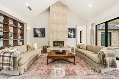 /international/au/13-cooraminta-crescent-new-gisborne-vic-150936412/