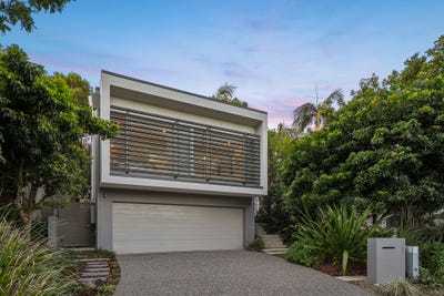/international/au/4-86-toolga-street-yaroomba-qld-148396252/