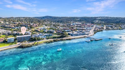 /international/au/19-16-18-ocean-view-avenue-merimbula-nsw-148628588/