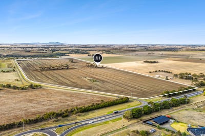 /international/au/1696-midland-highway-bannockburn-vic-700408316/
