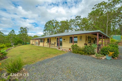 /international/au/11-tilba-road-scrubby-creek-qld-151252376/