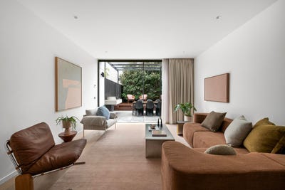 /international/au/18-bridleway-walk-parkville-vic-147908584/