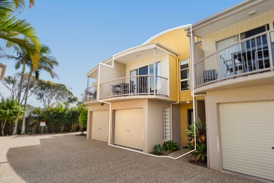 /international/au/7-3-5-first-avenue-coolum-beach-qld-151244164/