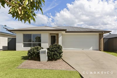 /international/au/51-ridgeview-drive-cliftleigh-nsw-152330128/