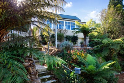 /international/au/9-wells-street-katoomba-nsw-151444520/