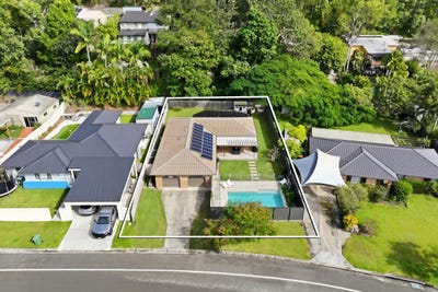 /international/au/31-clives-circuit-currumbin-waters-qld-151141652/