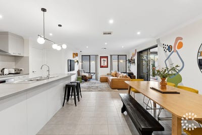 /international/au/1-8-doust-street-hilton-wa-151426540/?lang=pt