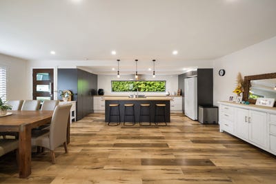 /international/au/12-fairsky-avenue-mermaid-waters-qld-151166100/