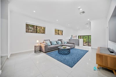 /international/au/82a-evans-road-dundas-valley-nsw-148654592/
