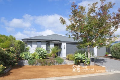 /international/au/5-goodenia-street-margaret-river-wa-151099504/