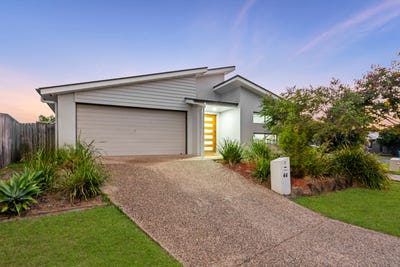 /international/au/44-wyndham-circuit-holmview-qld-150762960/